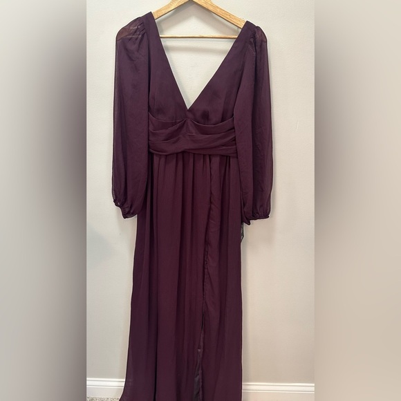 NWT! Lulus Enchant My Love Dark Purple V-Neck Long Sleeve Maxi Dress. Medium - Picture 2 of 6